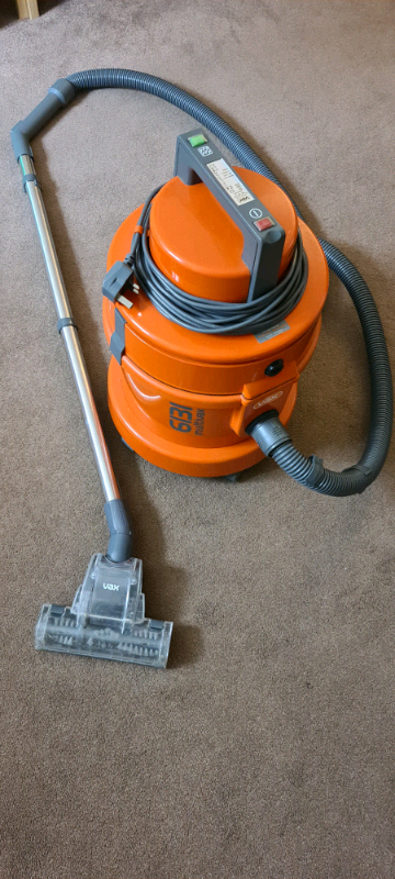 Vax vaccum and carpet cleaner | in 